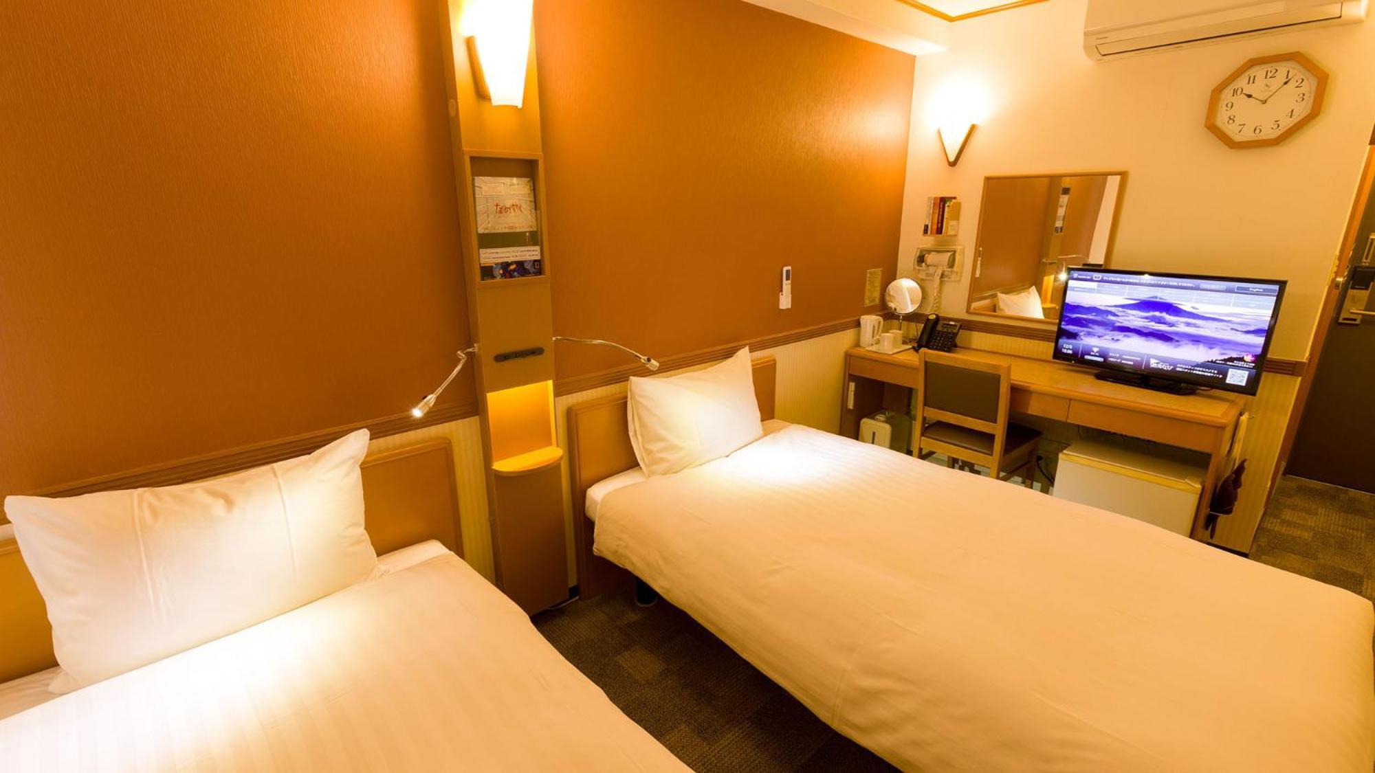 Toyoko Inn Toyohashi Eki Higashi Guchi Zimmer foto